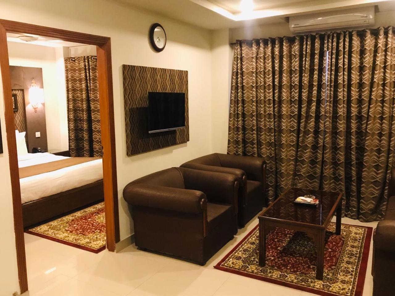 Hotel One Jinnah, Islamabad Buitenkant foto